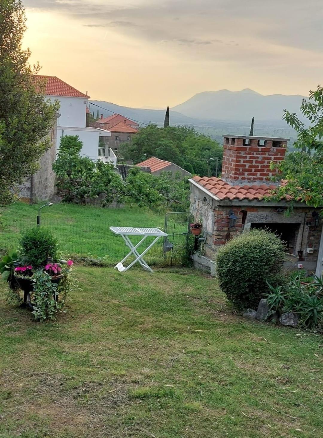 Holiday Home Sunrise Gruda Kültér fotó